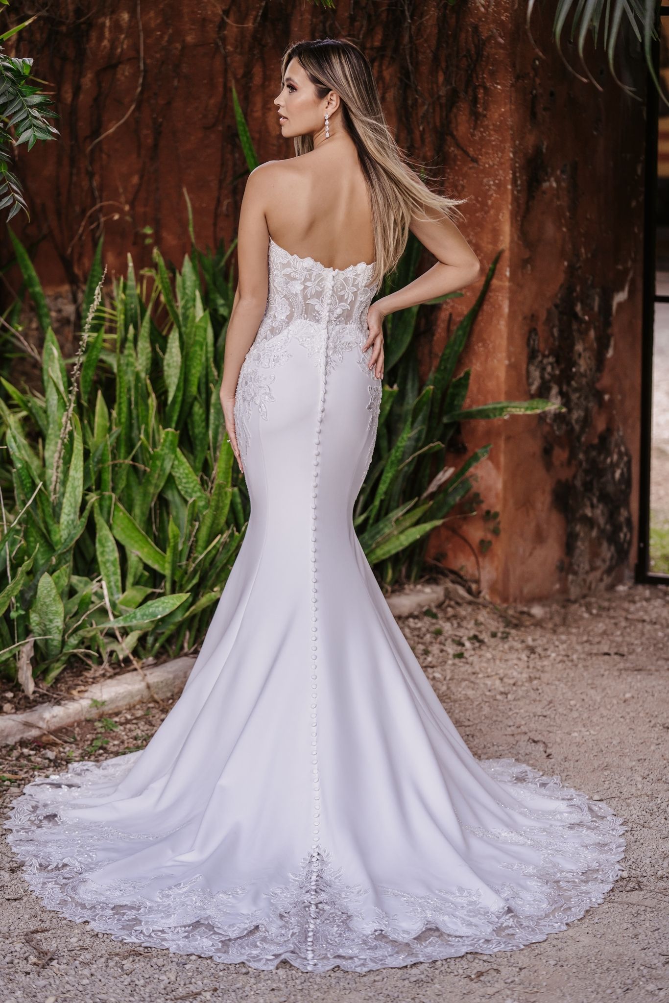 Allure Bridals 9952 Sample