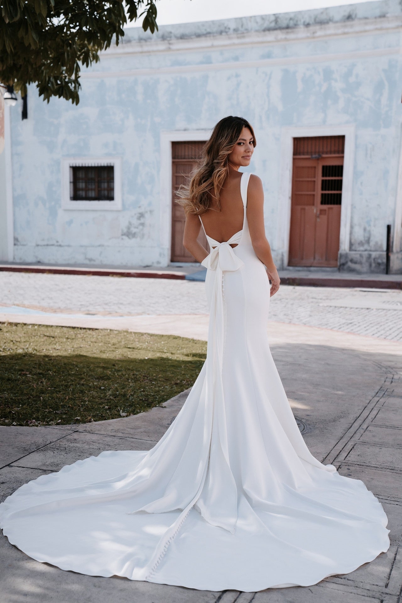 Allure Bridals 9965 Sample