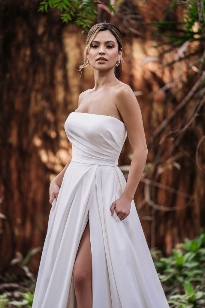 Allure Bridals 9967 Sample