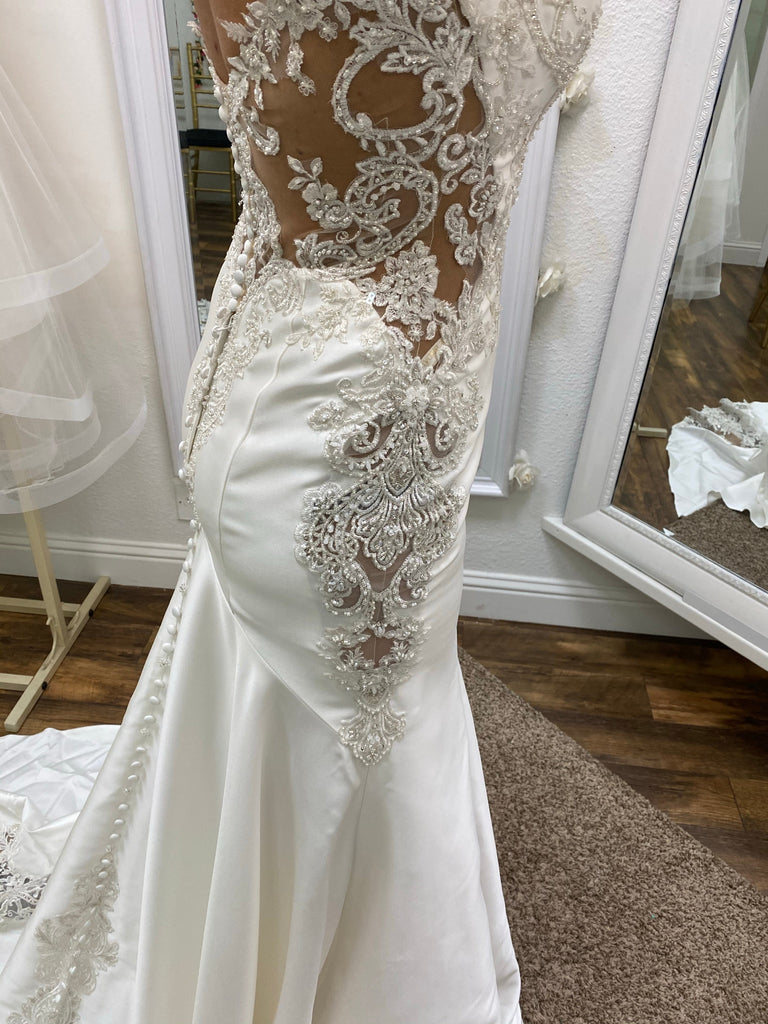 Allure Bridals 9805 Sample