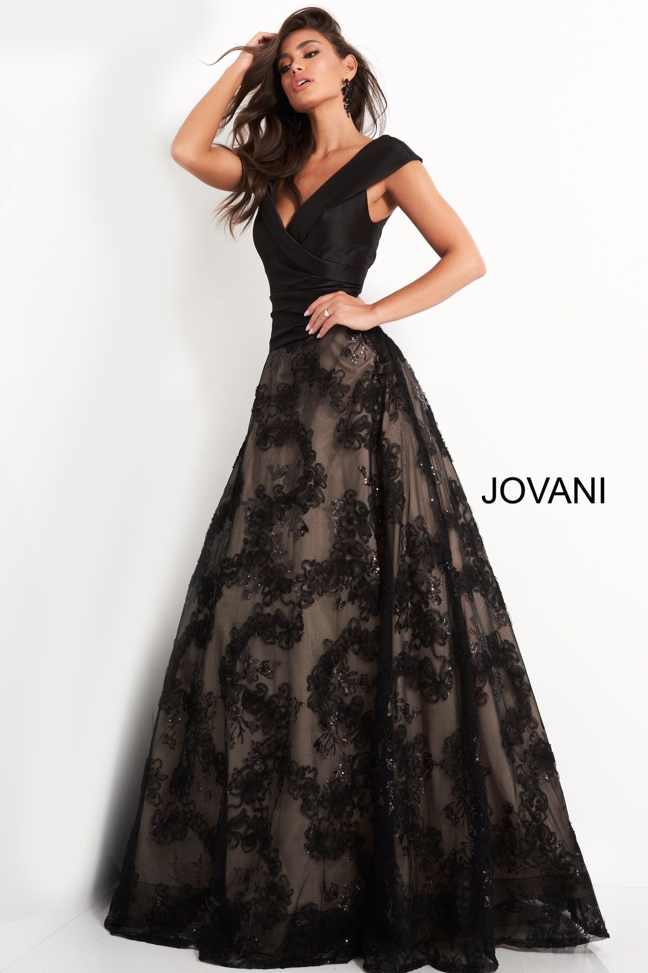 Jovani 03330