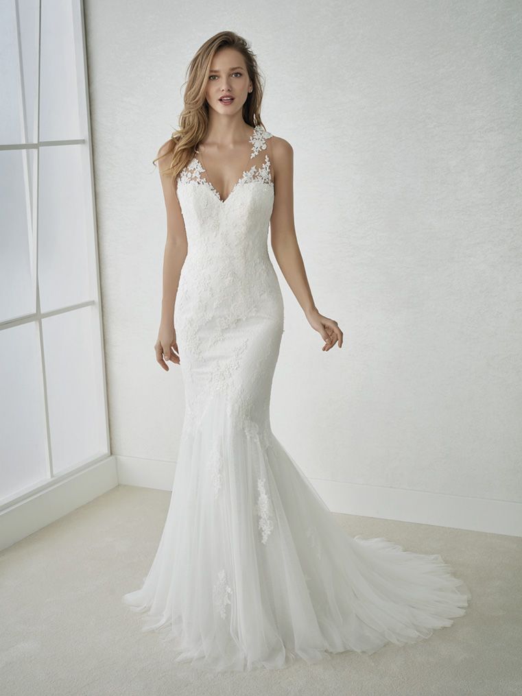 Pronovias Felicia Sample