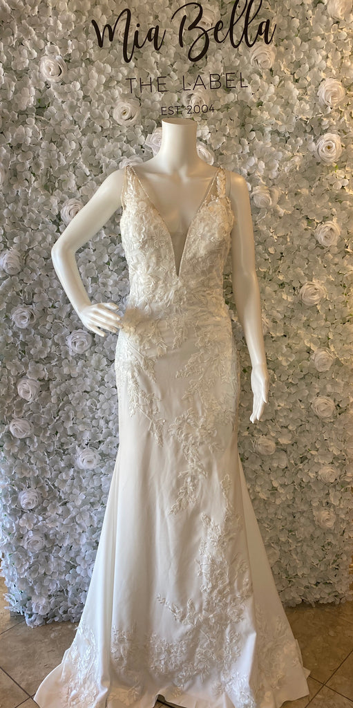 Pronovias Eran Sample