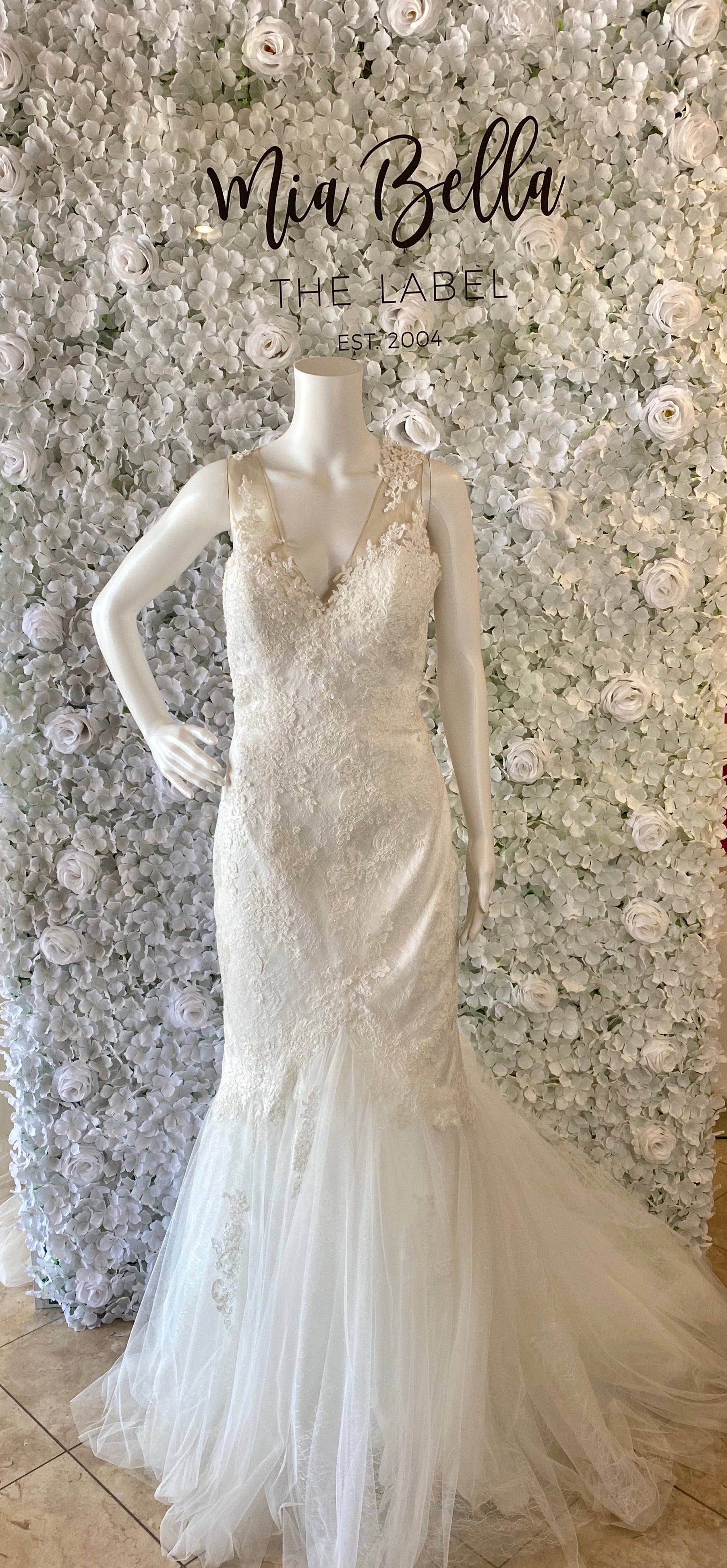 Pronovias Felicia Sample